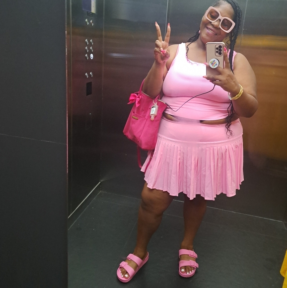 Meet your Posher, Sherece! - Picture 4 of 4